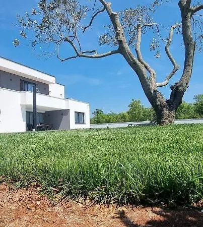 別荘 Pool House Klarici Juršići